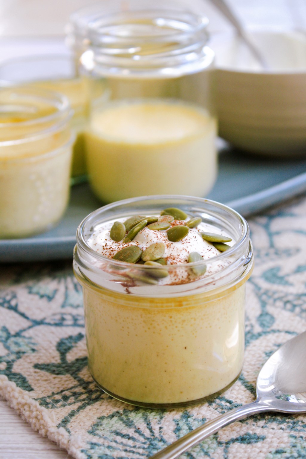 Crème de butternut au mélilot, crème fraîche et praliné de graines de&nbsp;citrouille