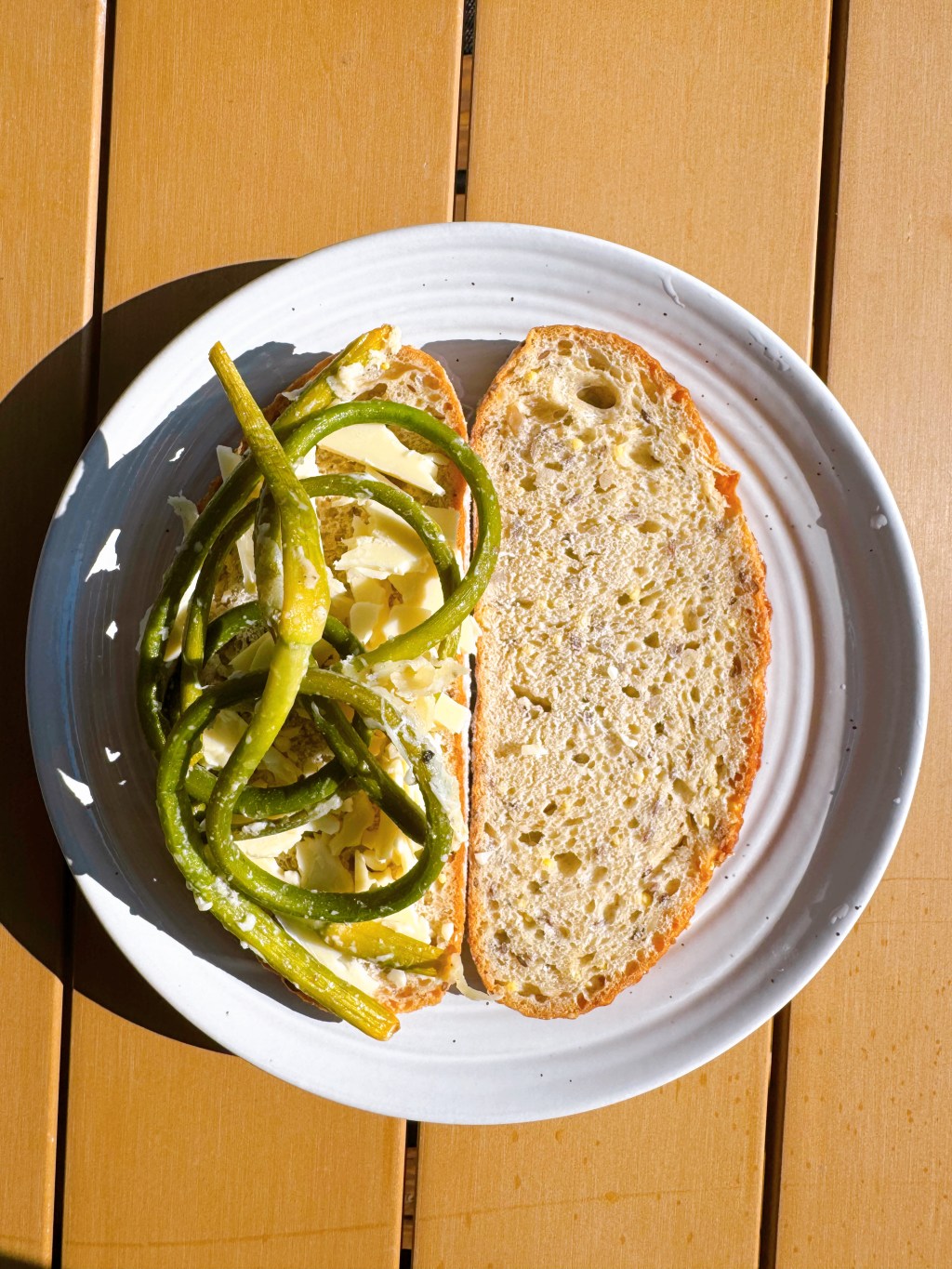 Grilled cheese à la fleur&nbsp;d&rsquo;ail
