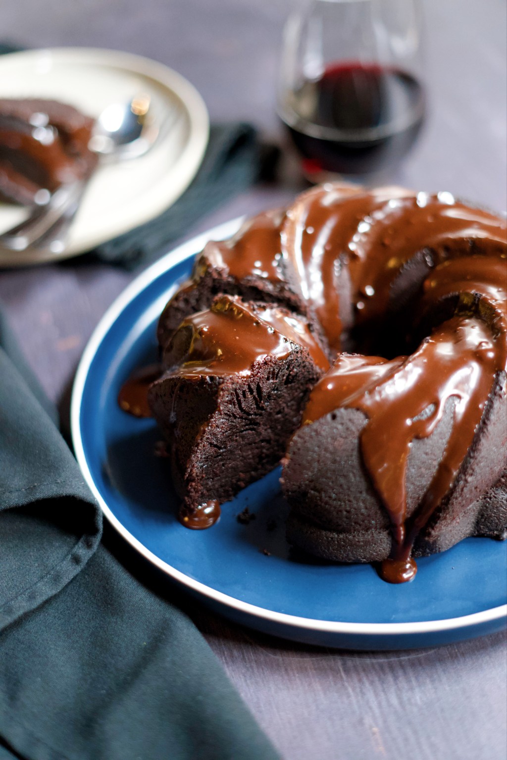 Gâteau au chocolat et vin&nbsp;rouge