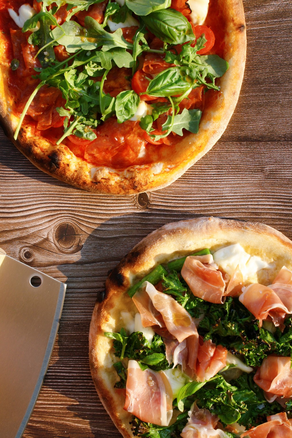 Pizza bianca et pizza&nbsp;rossa